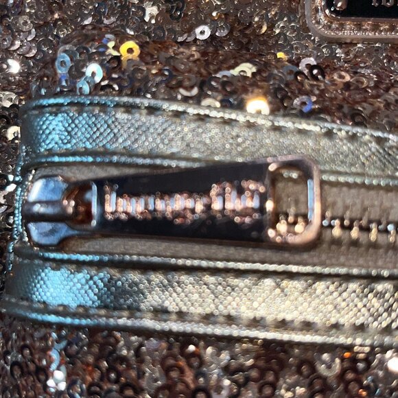 DISNEY PARKS LOUNGEFLY ROSE GOLD SEQUIN MINNIE MOUSE BACKPACK BAG - NWOT - Picture 4 of 15